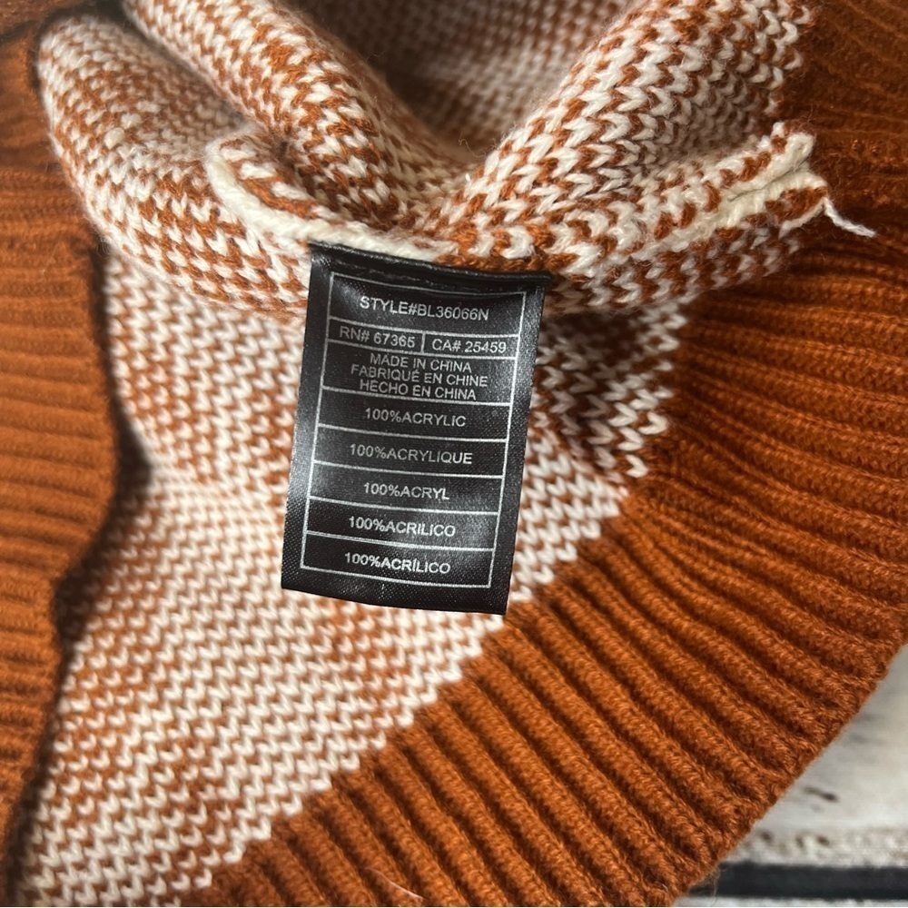 BB Dakota by Steve Madden Riga Zebra Jacquard Sweater Size L - Picture 6 of 8